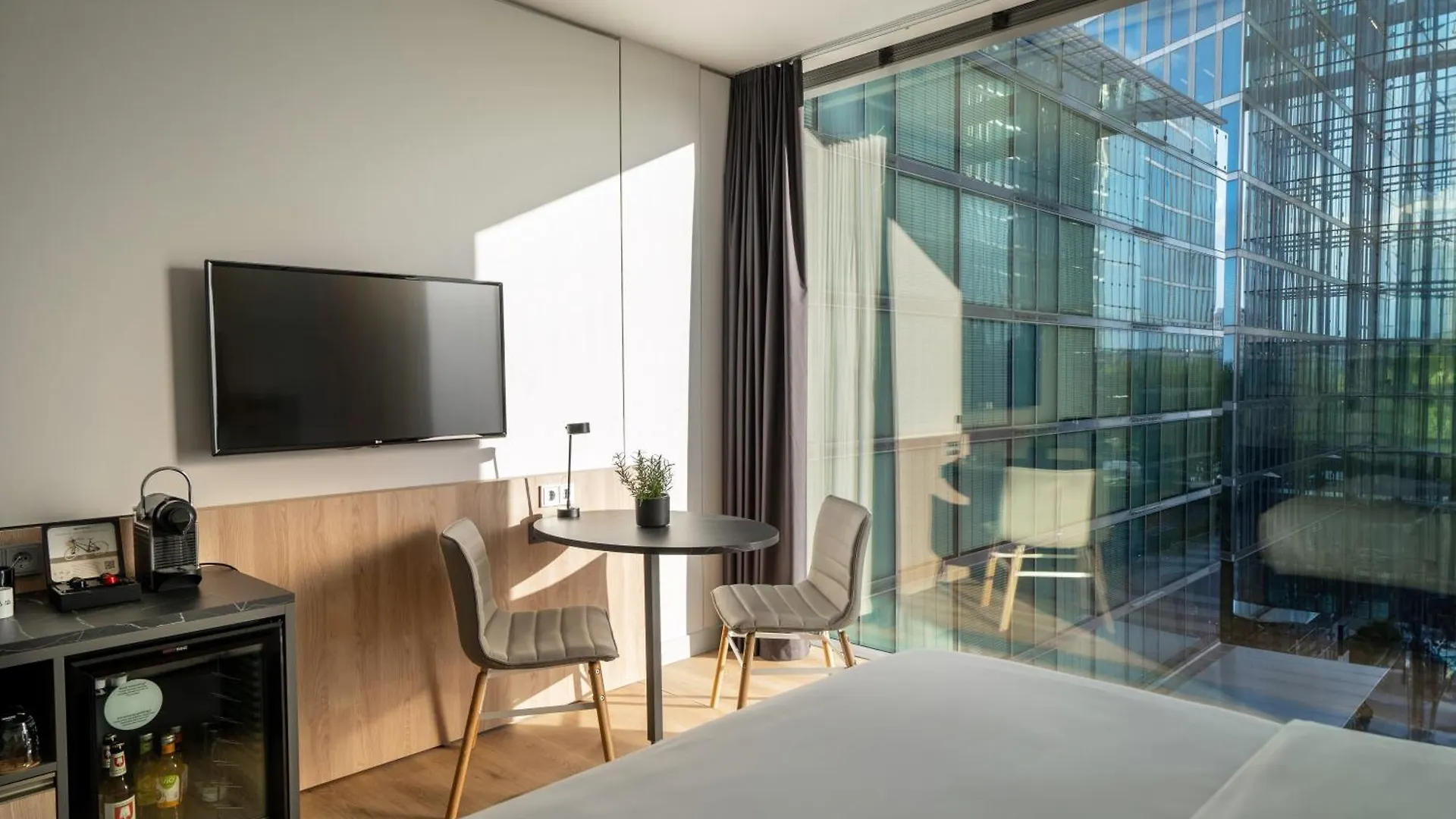 INNSiDE by Meliá München Parkstadt Schwabing 4*,
